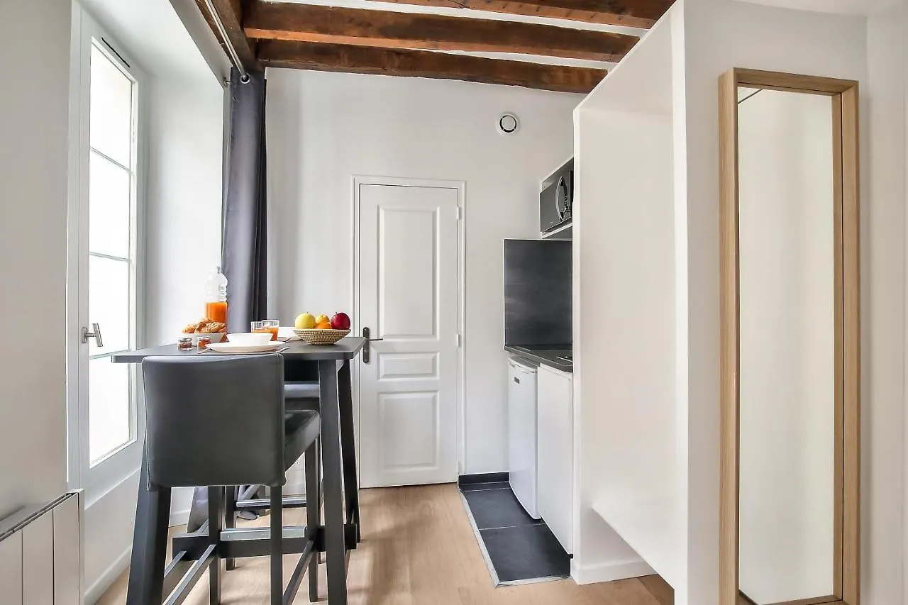 Apartment Cosy Mezzanine In The Heart Of *