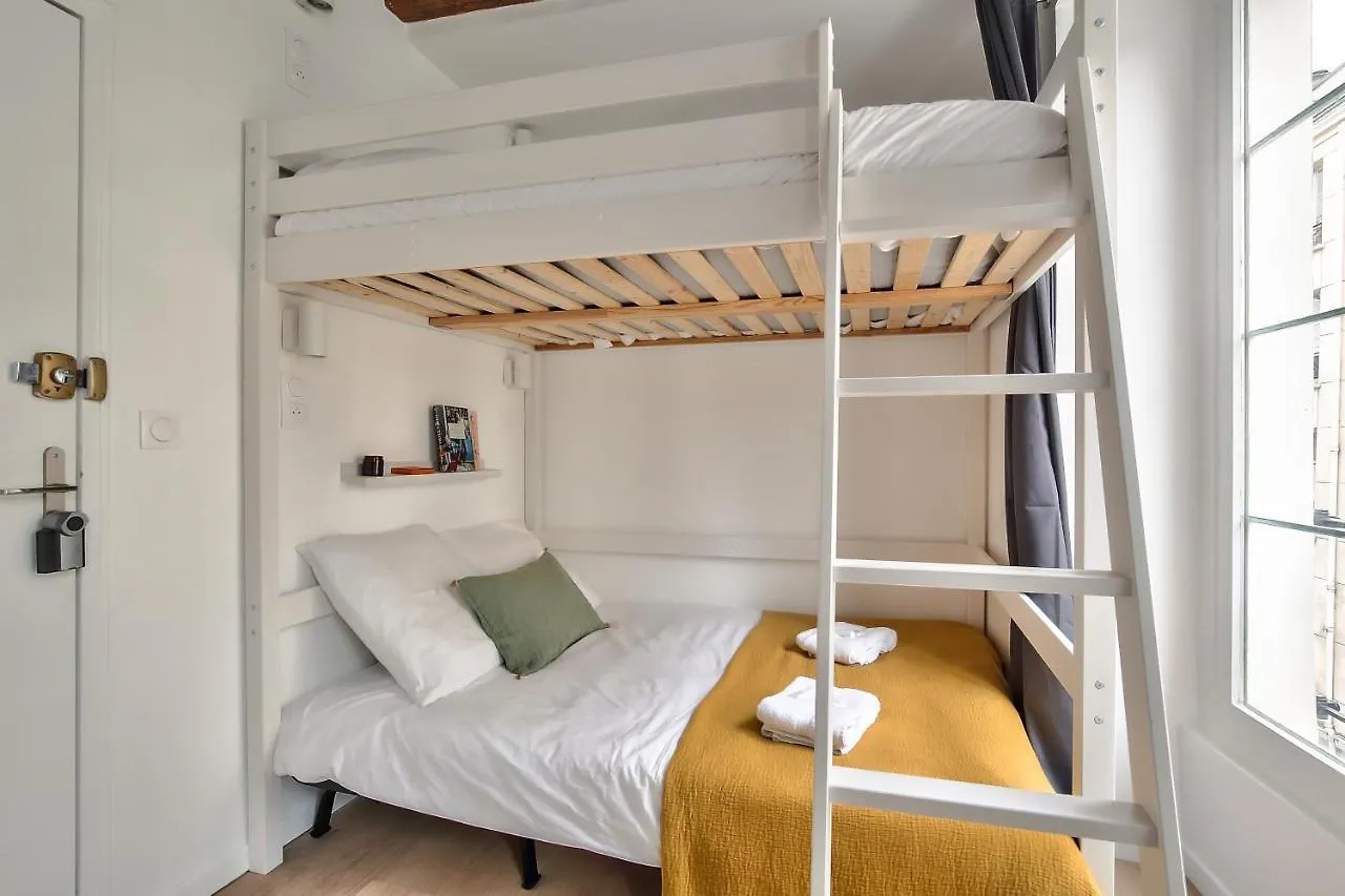 Cosy Mezzanine In The Heart Of